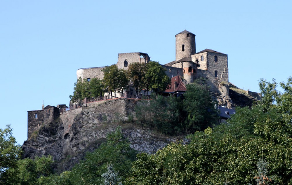 Hrad Střekov je bezpečný,
letní sezona zde začíná