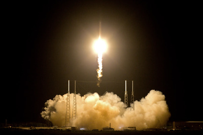 Průlom: první soukromá
raketa letí ke stanici ISS 
