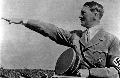 Oběti i vrazi, kruté osudy.
To jsou mé toulky historií