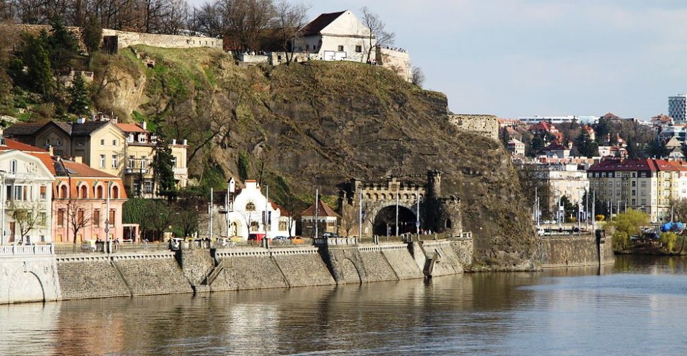 Vyšehradský tunel
nahradil převozníka