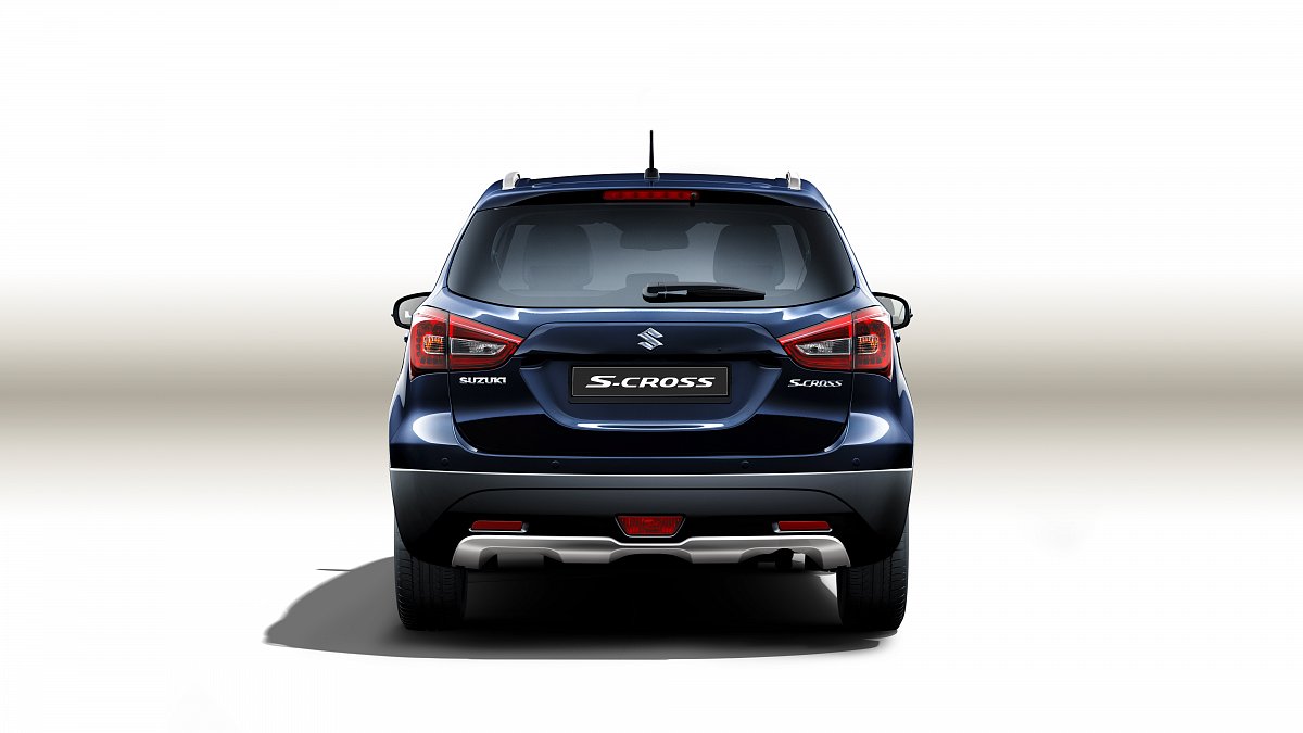 S_Cross_GLX_exterior_0004_SPZ.jpg