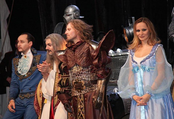 Předpoklad muzikálového úspěchu: 
romantika a známé téma