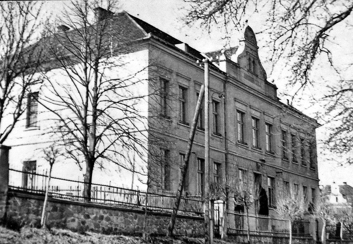 pict0001-1.jpg