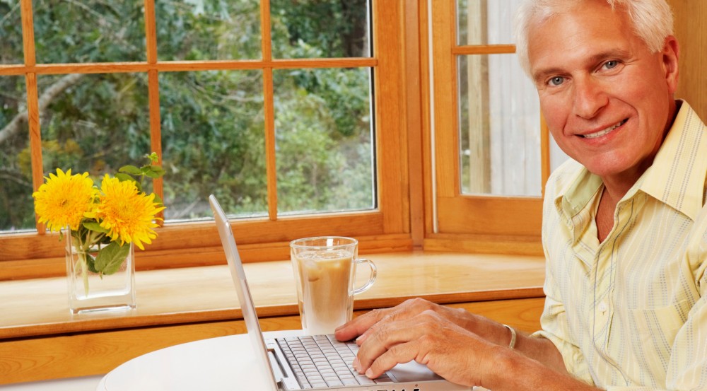 Stále více seniorů používá
mobil, počítač a internet