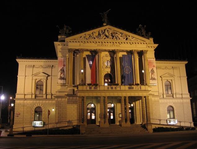 V budově Státní opery zářili
mistři Mahler, Gigli i Caruso