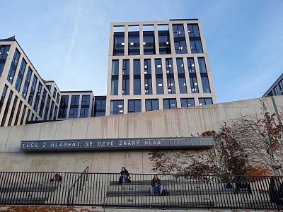 05-269.jpg