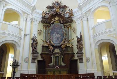 05-oltar.jpg