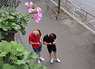 Není nad důvěrnou chvilku mezi dvěma kamarády  :-)