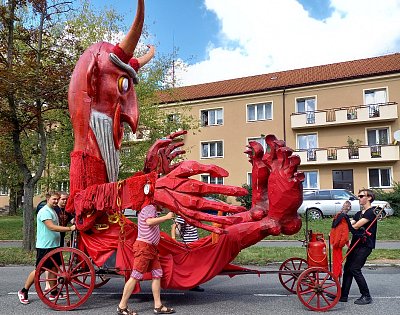 Pískfest - divadlo v ulicích