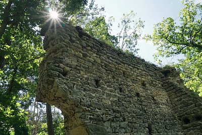 https://www.i60.cz/images/thumbs/3-ruiny-vitkovce.jpg
