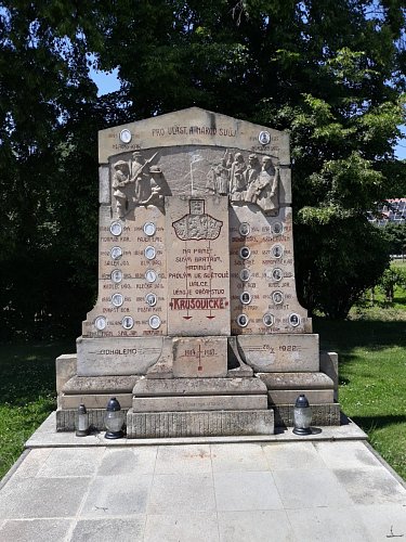 41-pamatnik-padlym.jpg