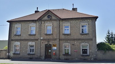 43-budova-posty.jpg