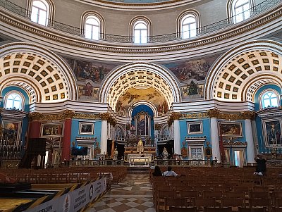 Mosta - rotunda