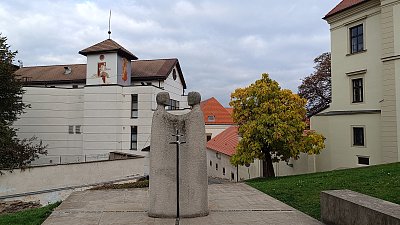 Setkání, sblížení, sdílení, soucítění, souznění,... *