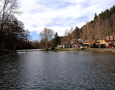Chvilka u vody
