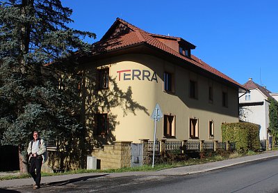 Už jsme tady