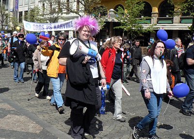 Mladí demonstranti