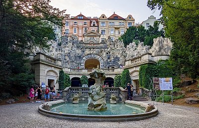Grotta v Havlíčkových sadech