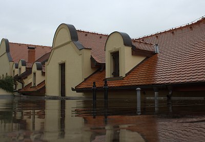 Prší a prší...