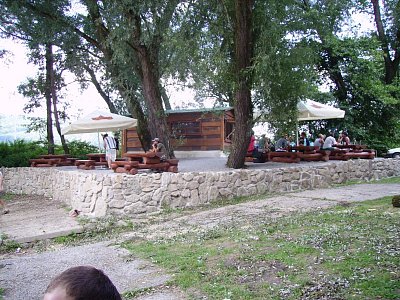 hospoda-pri-rece.jpg
