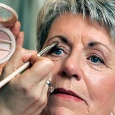 makeup2.jpg