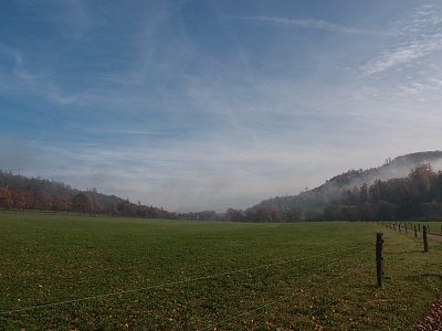 pb051175.jpg