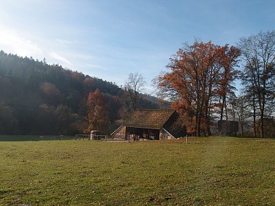 pb051179.jpg